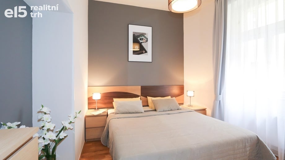 Pronájem bytu 2+kk 48 m², Praha - Vinohrady