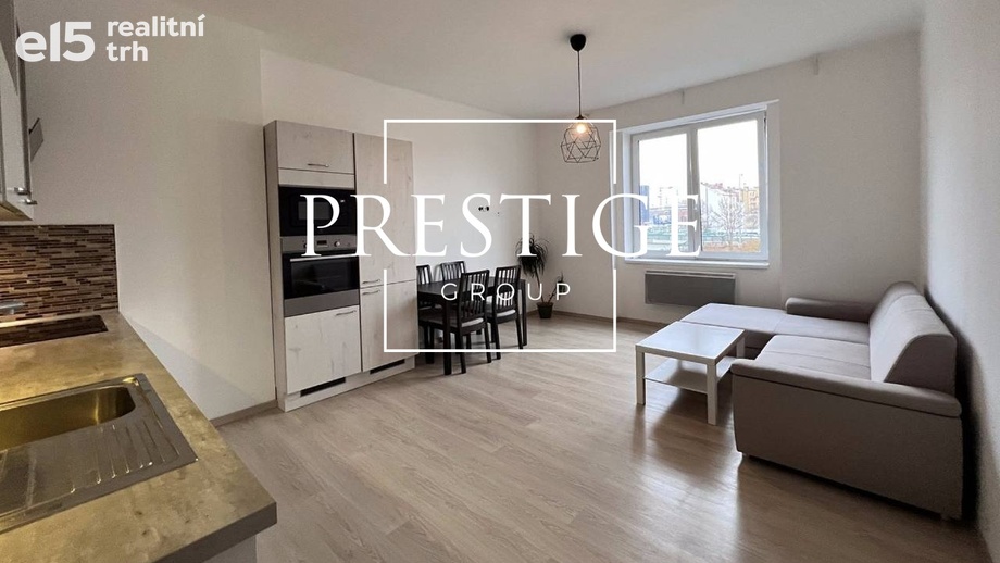 Pronájem bytu 2+kk 67 m², Praha - Holešovice