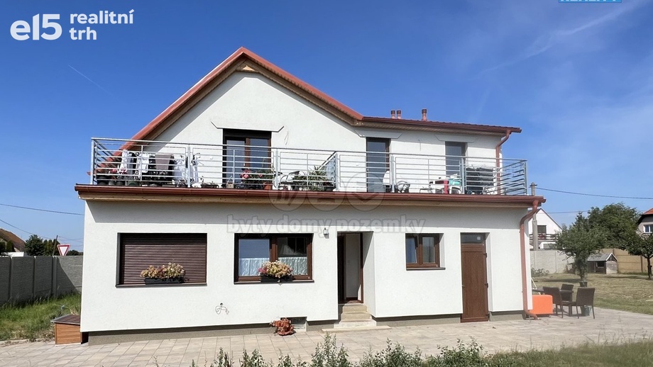 Pronájem bytu 4+kk 87 m², Ohrobec