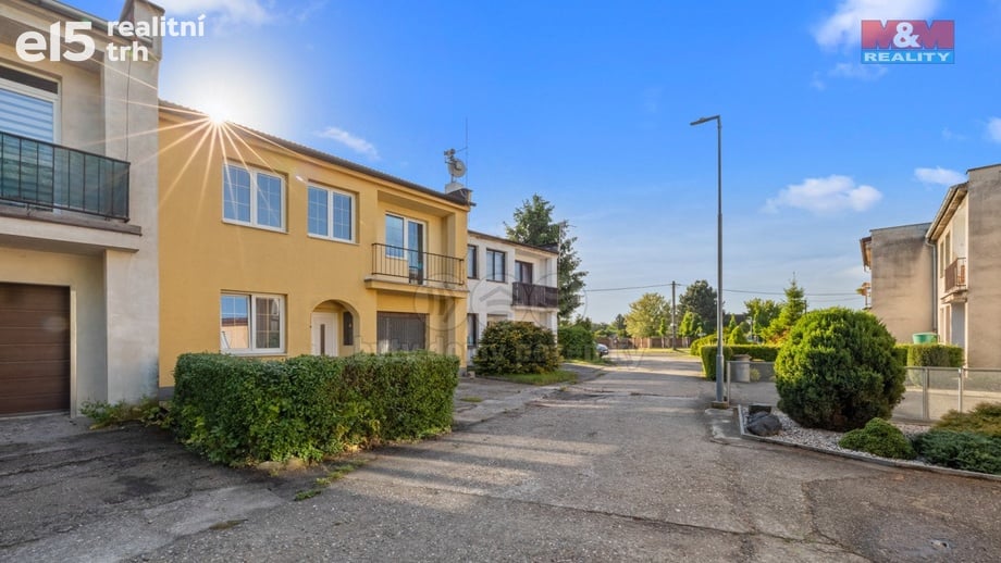 Prodej rodinného domu 120 m², Býkev