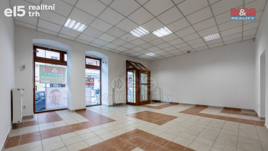 Pronájem obchodního prostoru 76 m², Karlovy Vary
