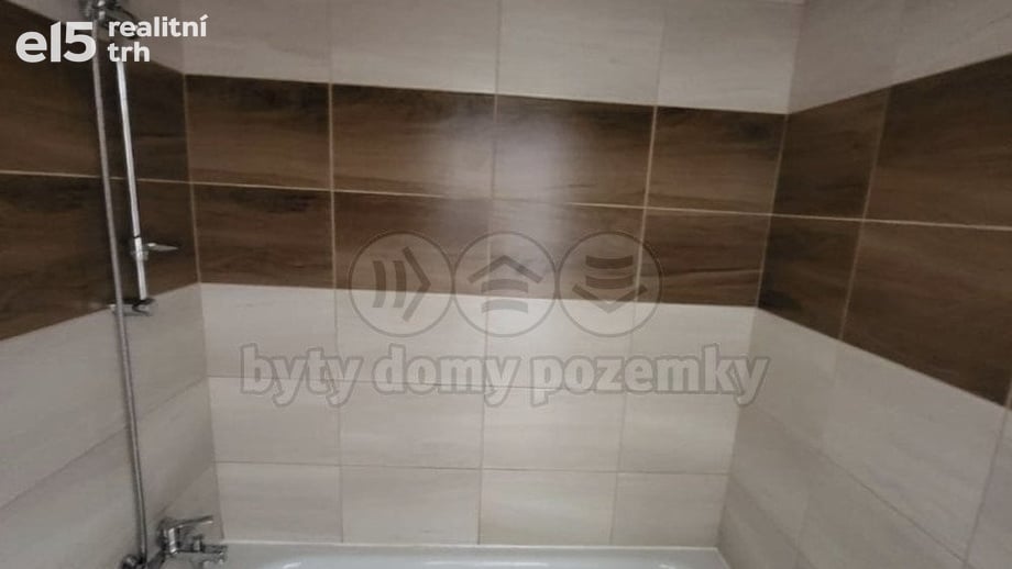 Pronájem bytu 2+1 55 m², Chomutov