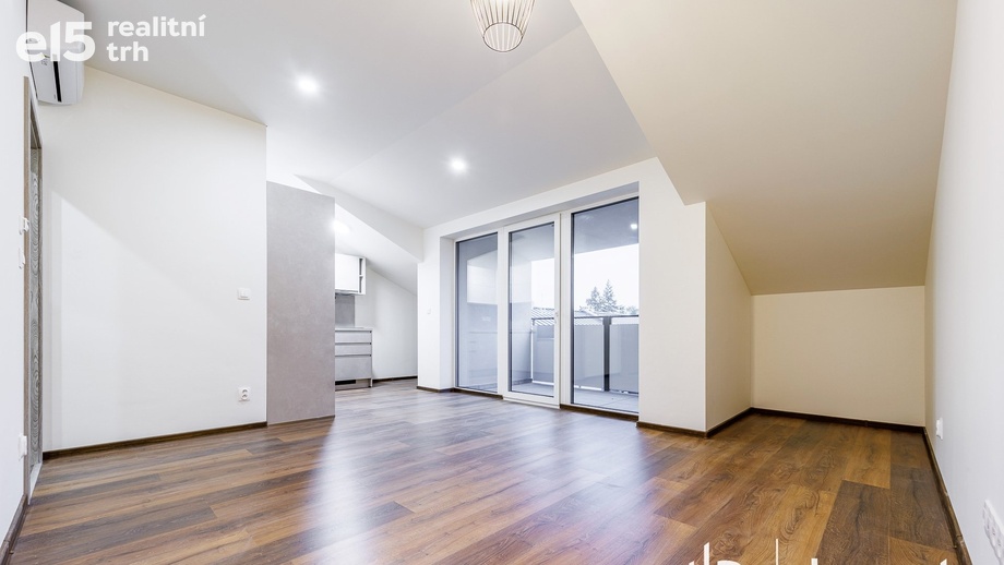 Pronájem bytu 3+kk 71 m², Olomouc - Bělidla