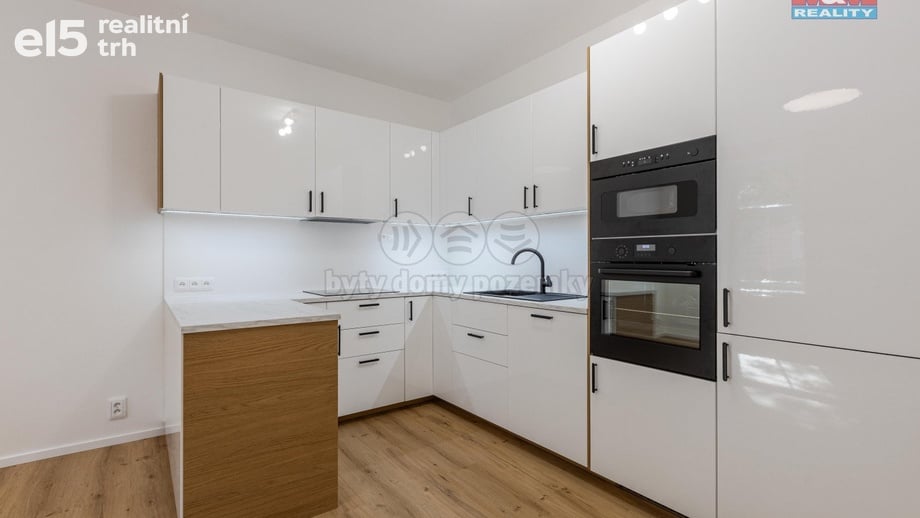 Pronájem bytu 4+kk 77 m², Plzeň 2-Slovany
