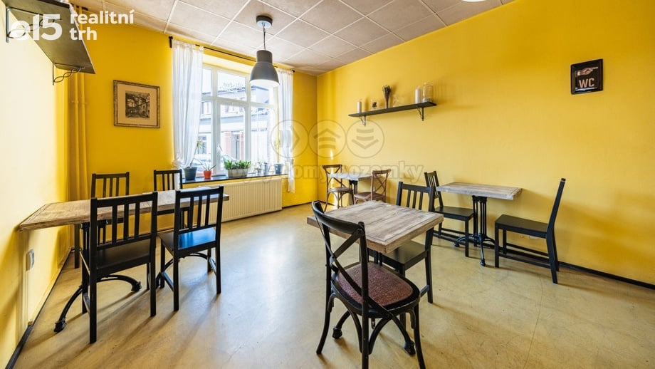 Pronájem restaurace 322 m², Říčany