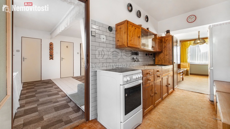 Prodej rodinného domu 195 m², Klopina