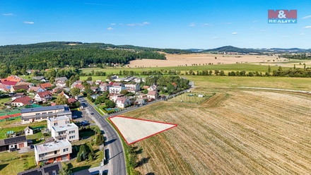 Prodej stavebního pozemku 1 305 m², Klatovy