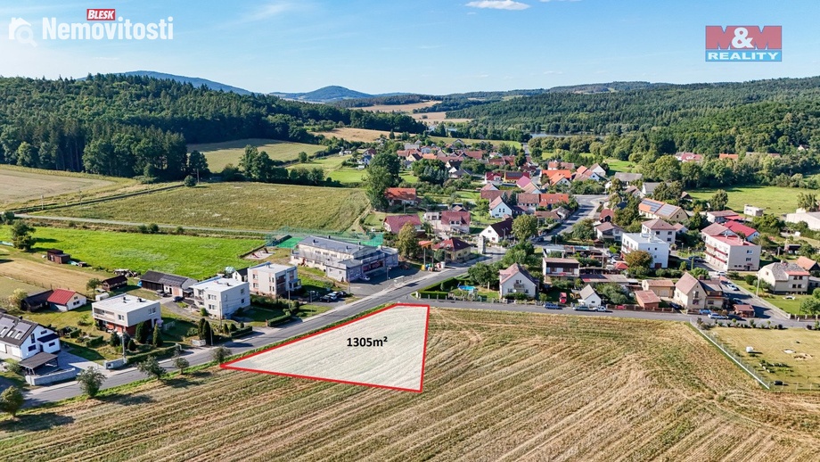 Prodej stavebního pozemku 1 305 m², Klatovy