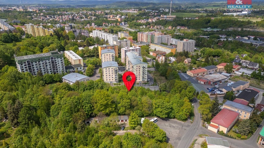 Prodej komerčního pozemku 4 294 m², Karlovy Vary
