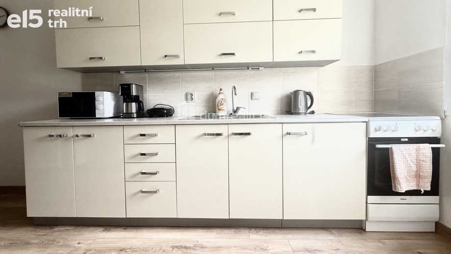 Pronájem bytu 2+1 64 m², Děčín