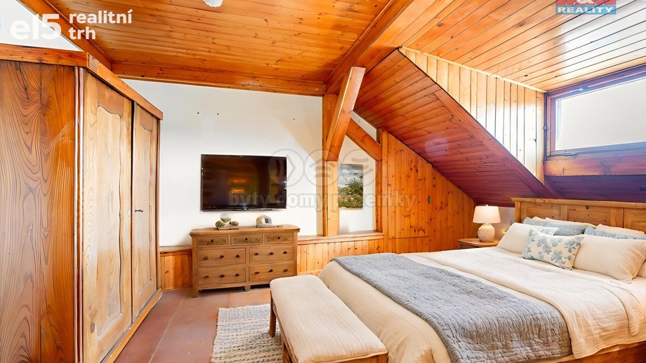 Prodej chalupy 192 m², Sněžné