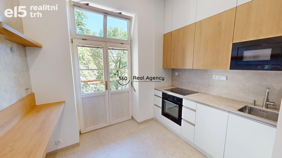 Pronájem bytu 3+1 97 m², Praha - Smíchov