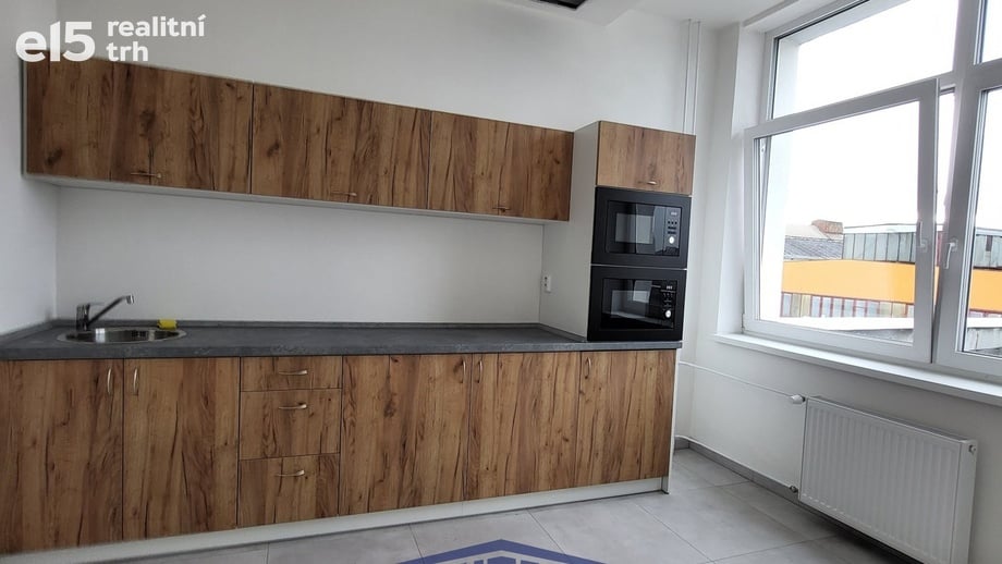 Pronájem kanceláře 12 m², České Budějovice 4