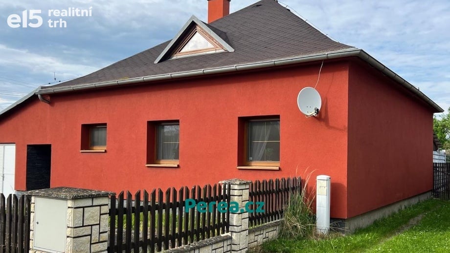 Prodej rodinného domu 179 m², Žákovice