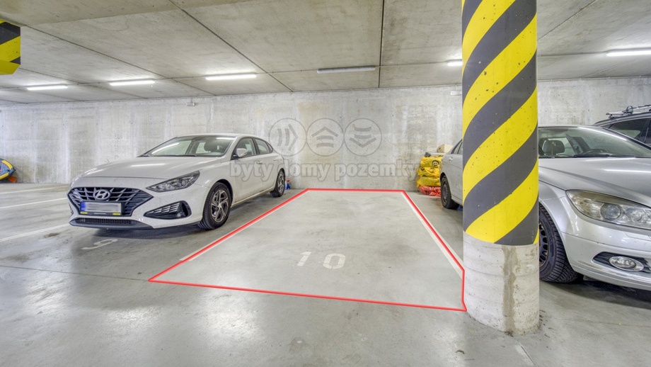 Prodej garážového stání 11 m², Plzeň