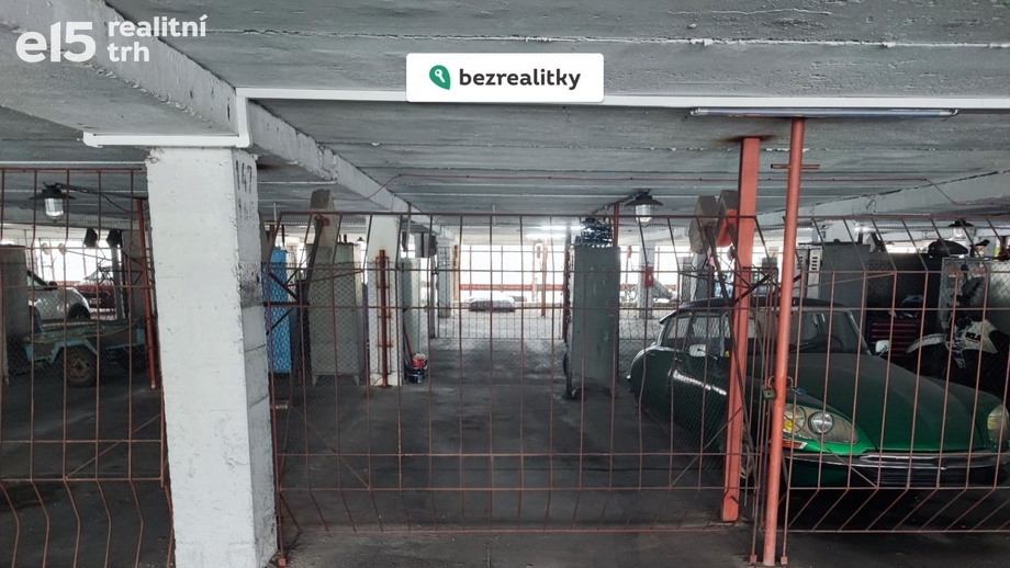 Prodej garáže 18 m², Praha 9