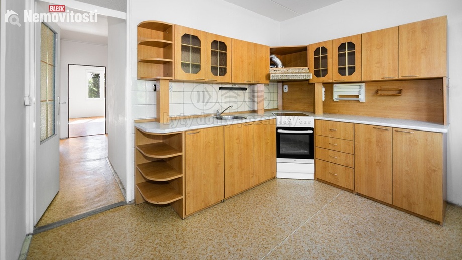Prodej bytu 3+1 71 m², Strašice