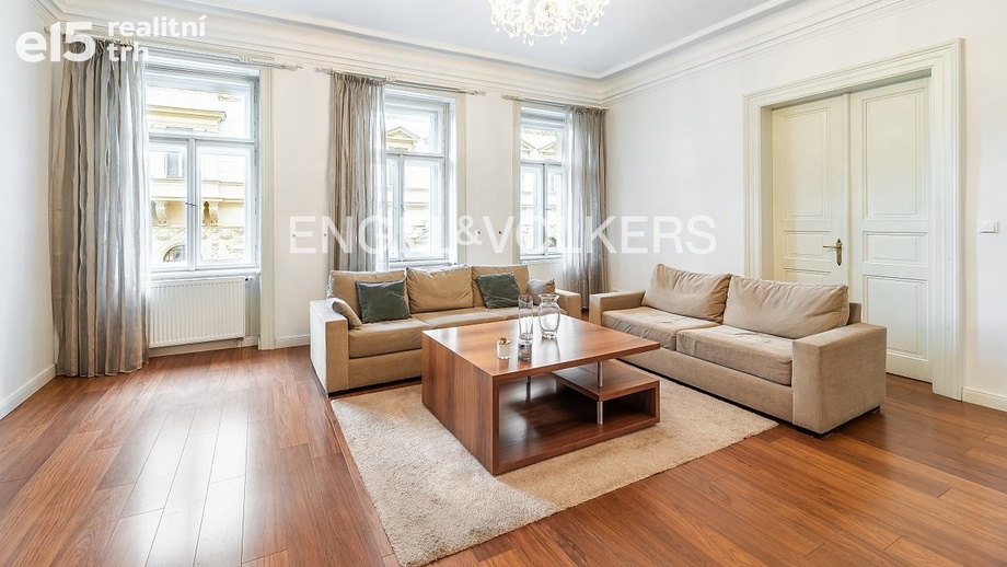 Pronájem bytu 4+1 154 m², Praha - Malá Strana