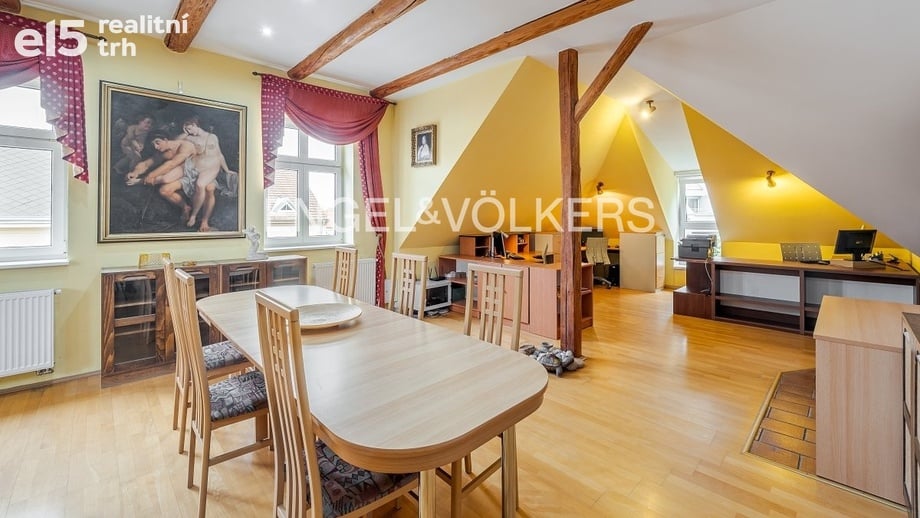 Pronájem bytu 3+kk 100 m², Praha - Břevnov
