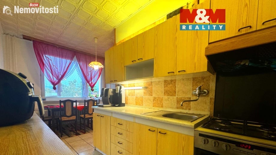 Prodej bytu 3+1 64 m², Chomutov