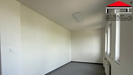 Pronájem kanceláře 380 m², Brno - Horní Heršpice