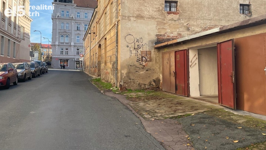 Pronájem garáže 19 m², Znojmo