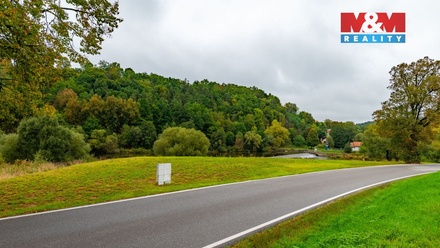 Prodej komerčního pozemku 1 054 m², Zlatá Koruna