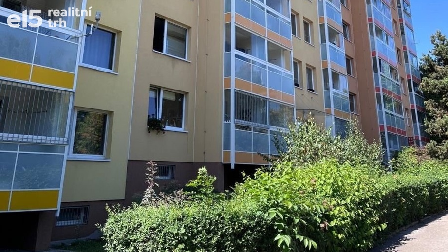 Prodej bytu 2+kk 42 m², Praha 14