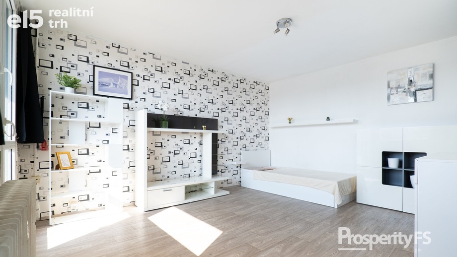Prodej bytu 1+kk 25 m², Praha - Střížkov