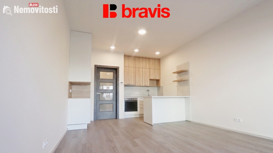 Pronájem bytu 1+kk 34 m², Brno - Sadová