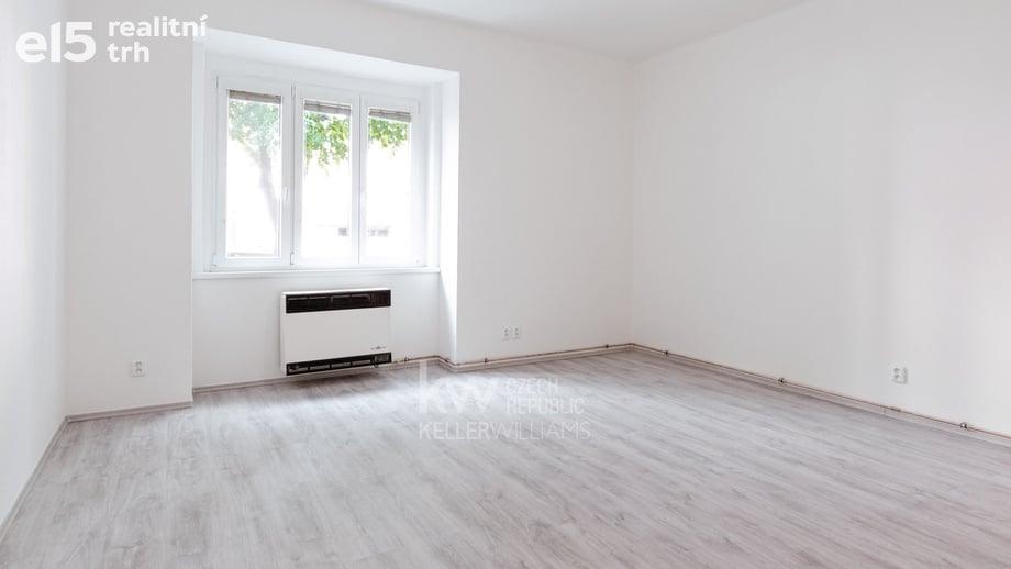 Pronájem bytu 1+kk 34 m², Praha - Vršovice