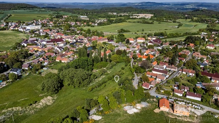 Prodej stavebního pozemku 2 805 m², Kozárovice