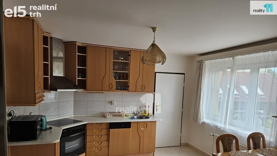 Pronájem bytu 2+1 70 m², Praha 11
