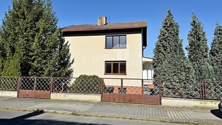 Prodej rodinného domu 178 m², Chlumčany