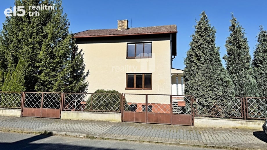 Prodej rodinného domu 178 m², Chlumčany