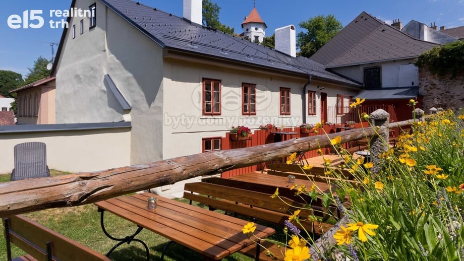 Prodej činžovního domu 293 m², Jindřichův Hradec