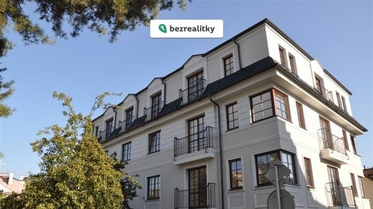 Prodej rodinného domu 1 336 m², Karlovy Vary - Drahovice