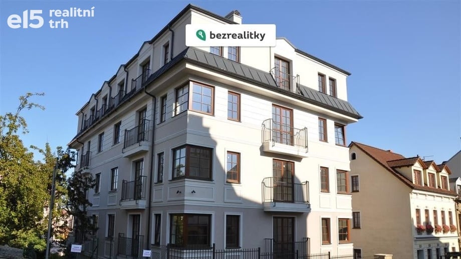 Prodej rodinného domu 1 336 m², Karlovy Vary - Drahovice