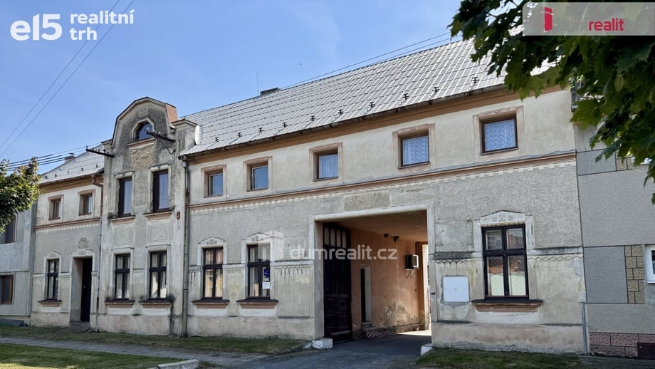 Prodej zemědělské usedlosti 3 053 m², Pravčice