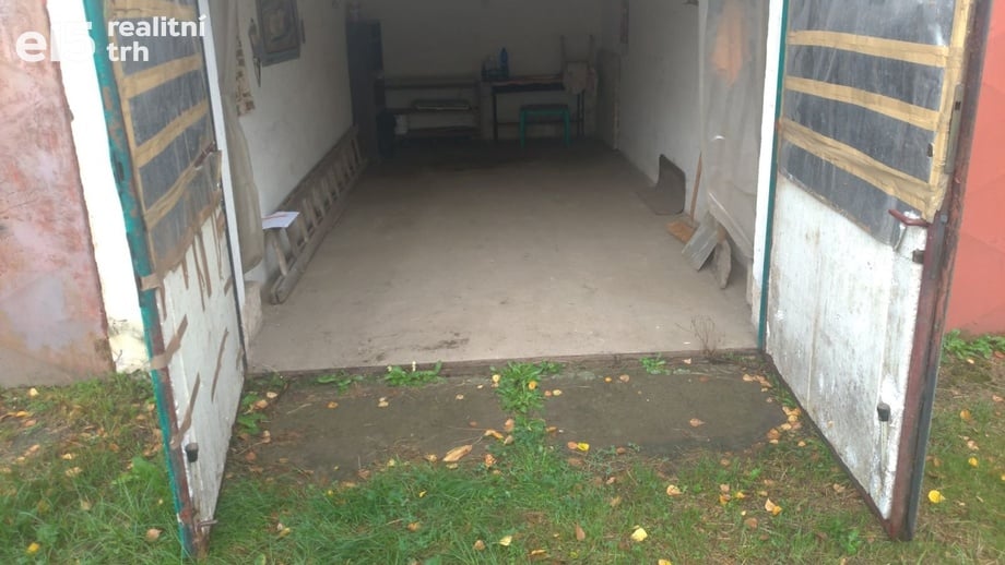 Prodej garáže 21 m², Sázava