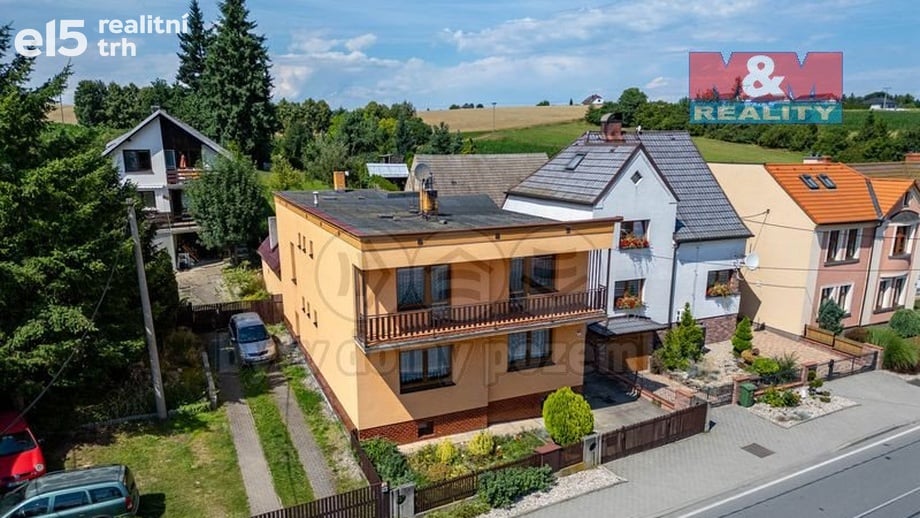 Prodej rodinného domu 180 m², Píšť