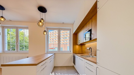 Prodej bytu 3+kk 75 m², Znojmo