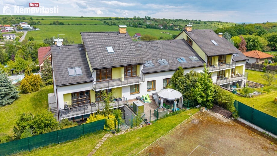 Prodej rodinného domu 642 m², Tuchoměřice
