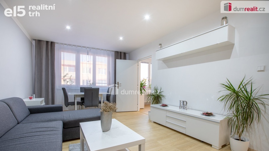 Pronájem bytu 2+1 63 m², Nové Strašecí