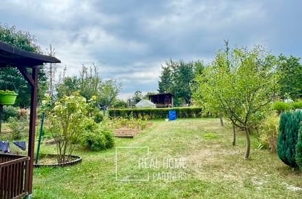 Prodej stavebního pozemku 3 737 m², Brno-Bohunice