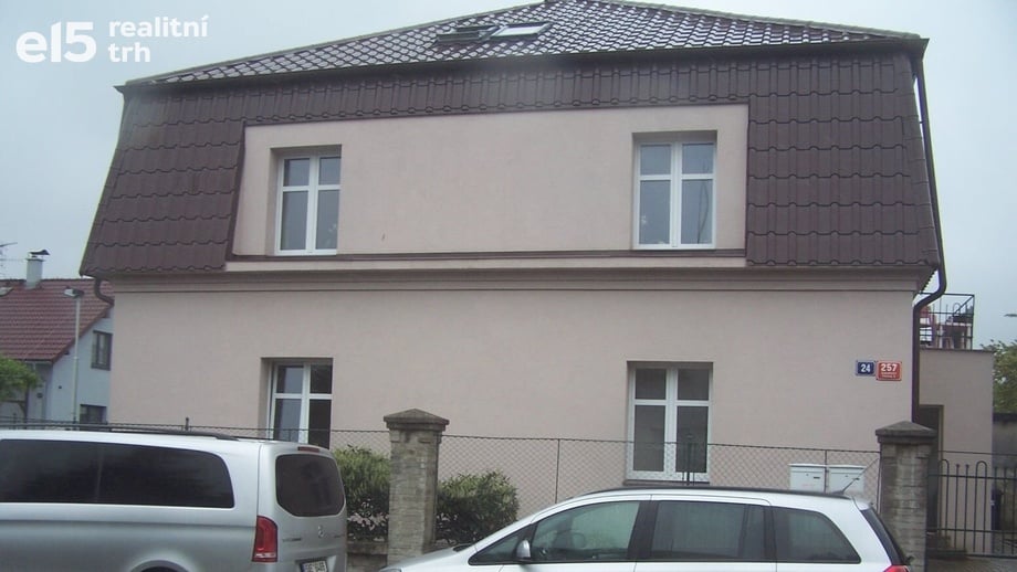 Pronájem bytu 1+kk 19 m², Praha 9