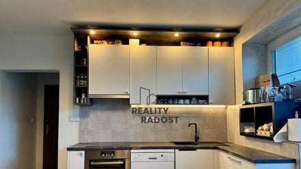 Prodej rodinného domu 265 m², Jiříkovice