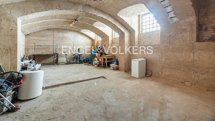 Pronájem skladu 133 m², Praha - Karlín