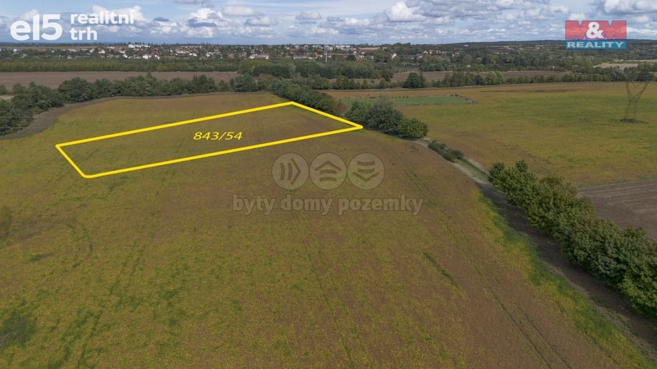 Prodej pole 6 701 m², Praha