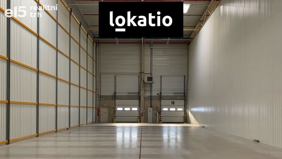 Pronájem skladu 550 m², Chrášťany